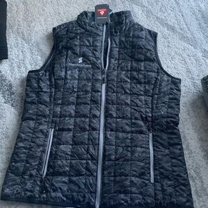 Cutter and Buck Men’s Vest
New with tag